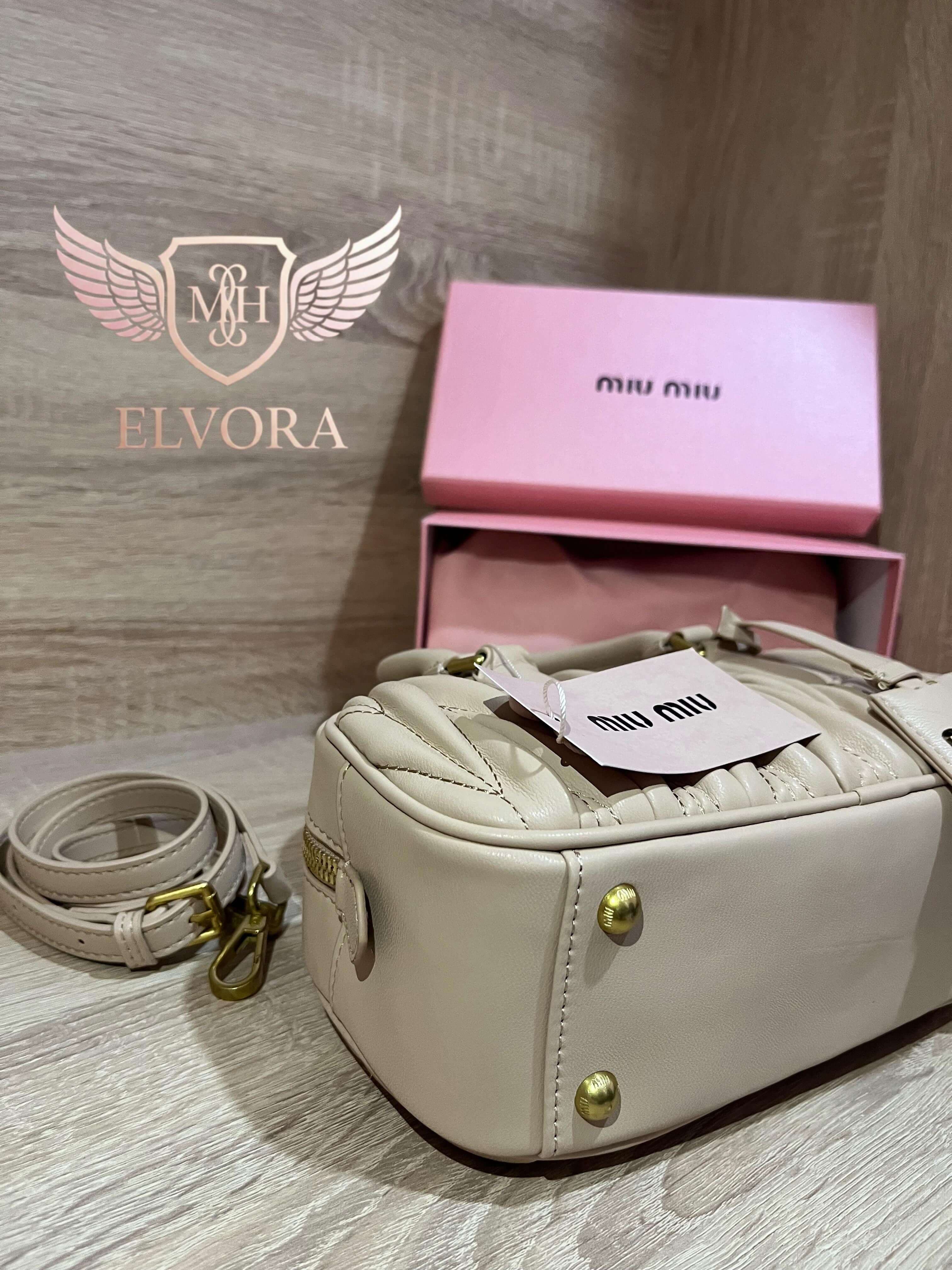 Sac Miu Miu Matelassé Beige à main - alternate view